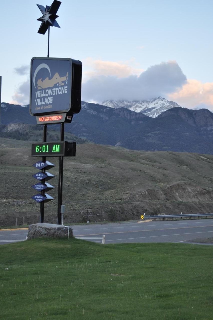 Yellowstone Village Inn And Suites Gardiner Exteriér fotografie